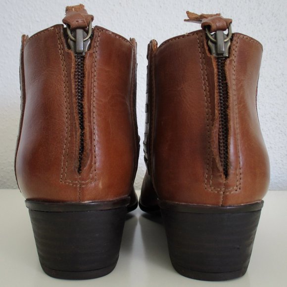 Clarks Artisan Spye Celeste Tan Leather Ankle Boot - Picture 9 of 15